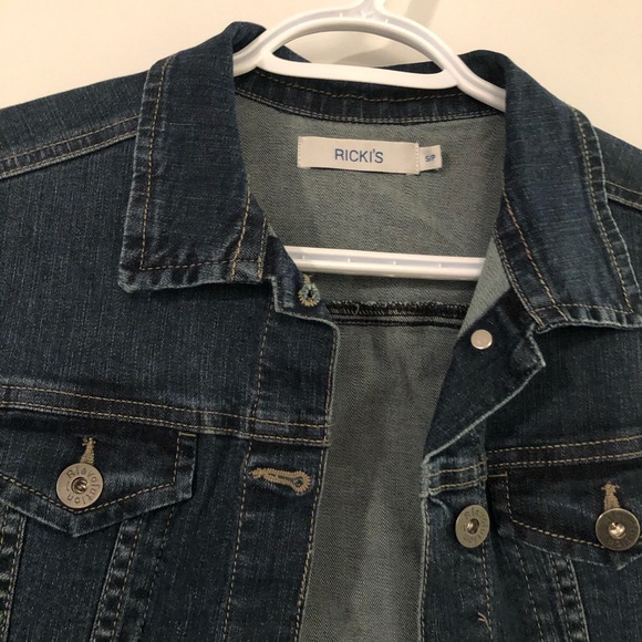 Denim jacket - Picture 2 of 3